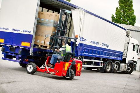 Absolute Forklift Training - Brisbane Private Schools 5